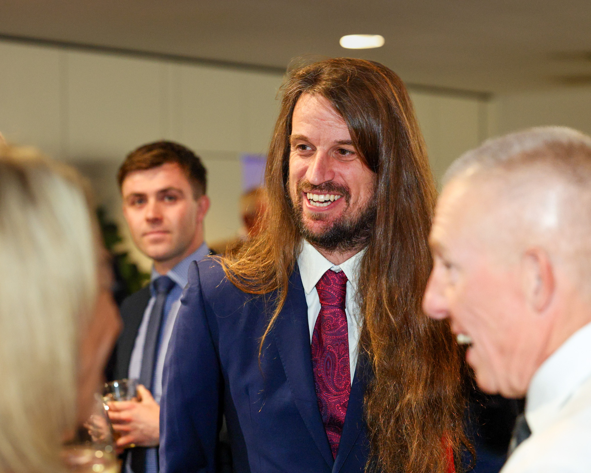 Braveheart Dinner Drinks Long Hair Guy