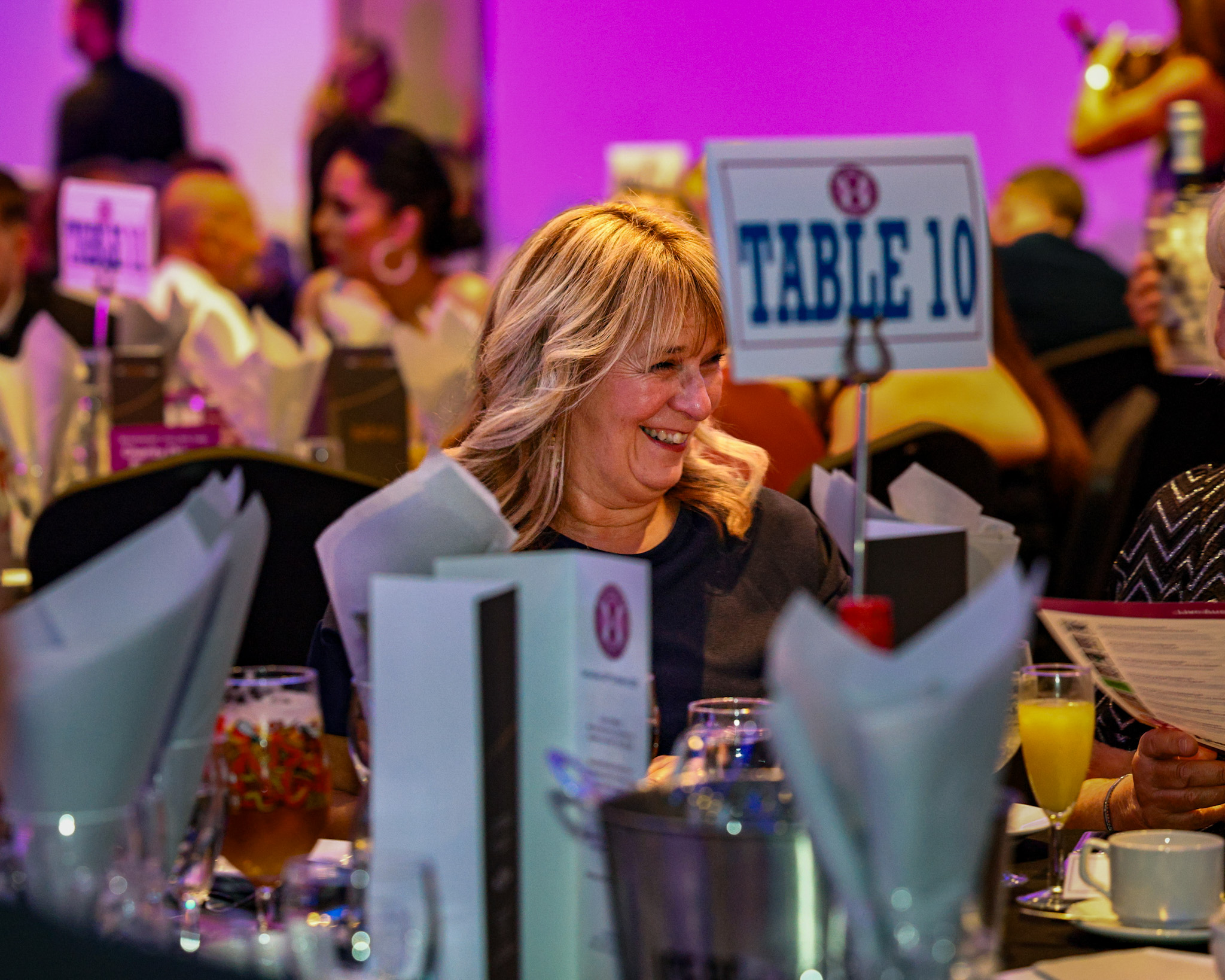 Braveheart Dinner Lady Smile At Table