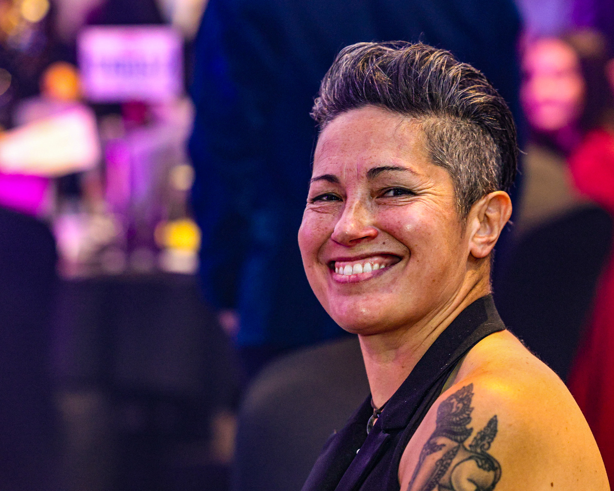 Braveheart Dinner Tattoo Smile Girl