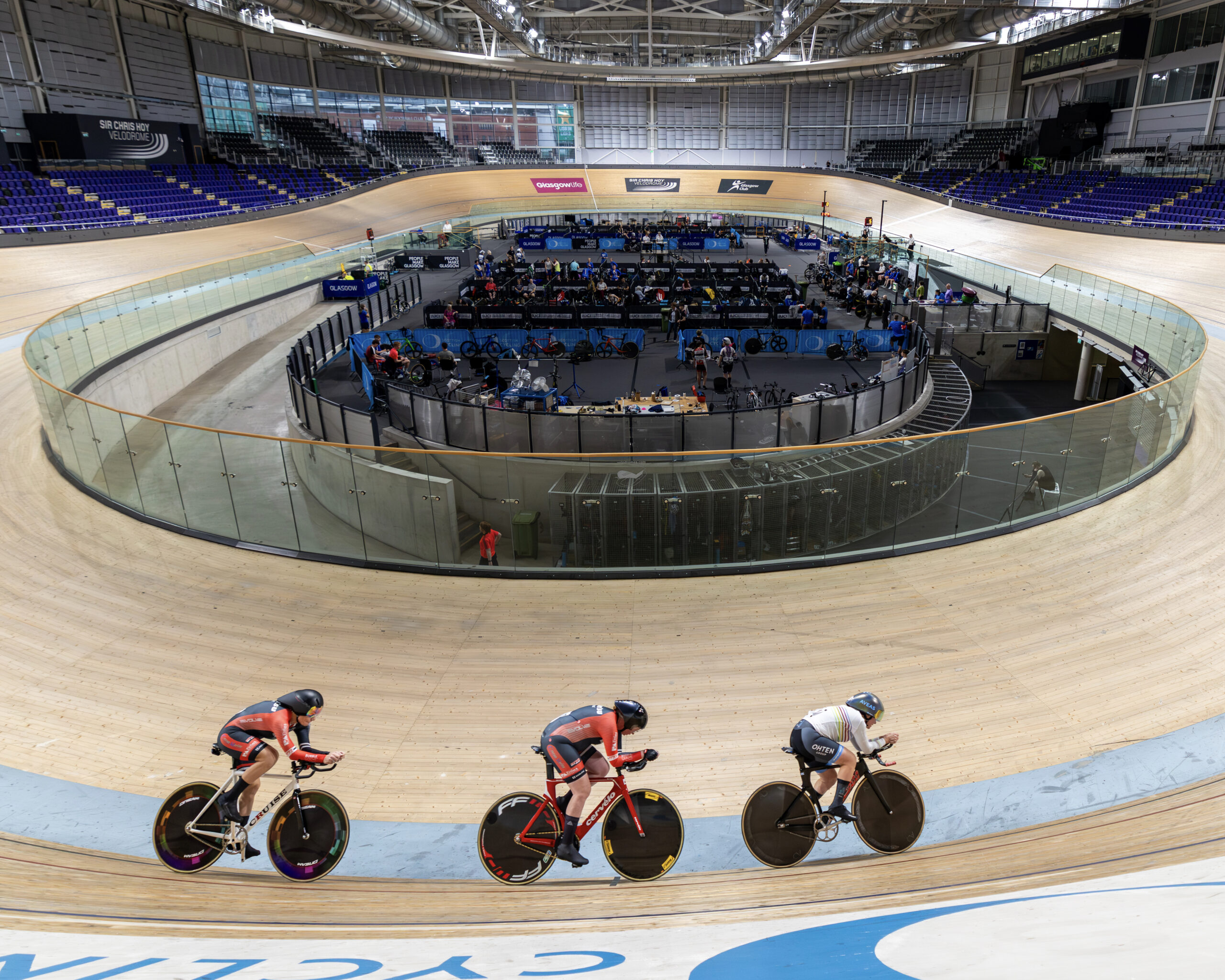 Wide Shot Velodrome 3 Rider